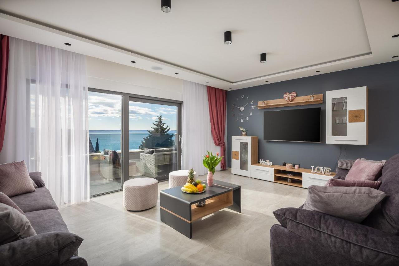 Luxury Apartment Lorena - Private Heated Pool - イェセニツェ エクステリア 写真