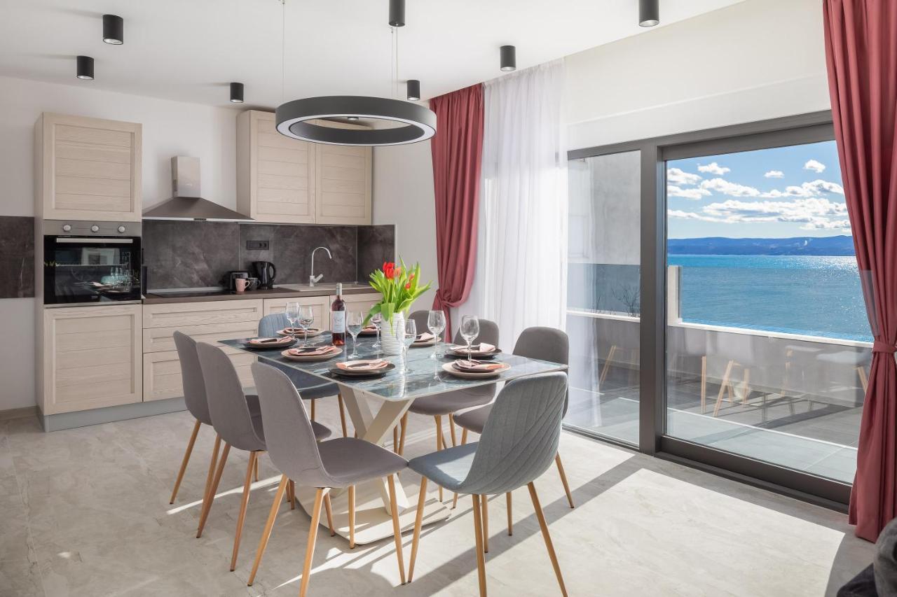 Luxury Apartment Lorena - Private Heated Pool - イェセニツェ エクステリア 写真